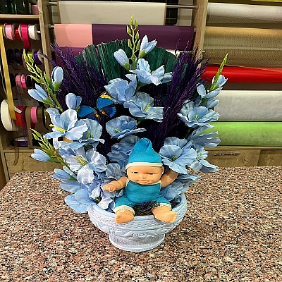 Mavi Yapay bebekli tanzim