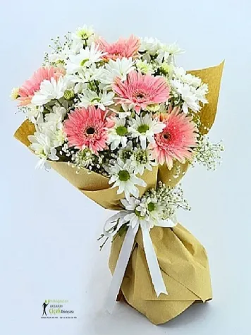 Papatya ve gerbera buketi