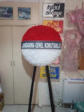 Cenaze çelengi